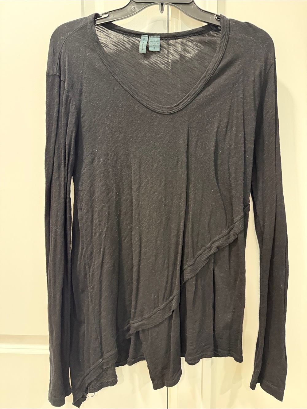 Left of Centre Long Sleeve Asymmetrical Scoop Neck Top - Black Small